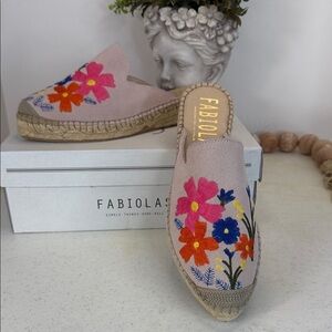 Fabiola Pink Embroidered Floral Espadrille Mules